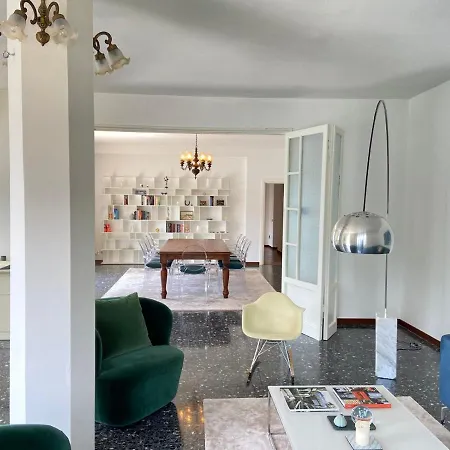 Large 200 M2 Fantastic View On Semesterbostad *